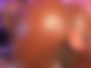 MiaaXXX's Live Sex Cam Show