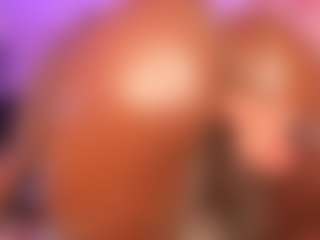 MiaaXXX's Live Sex Cam Show