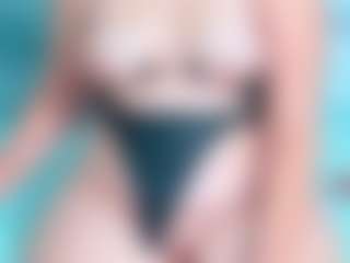 KyllieWood's Live Sex Cam Show