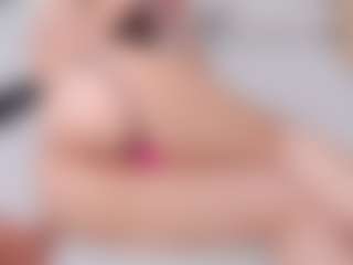 Evaa's Live Sex Cam Show
