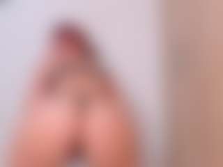 Evaa's Live Sex Cam Show