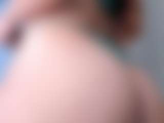 Live cam show with Evaa - Red Hair on livesuperchat.net