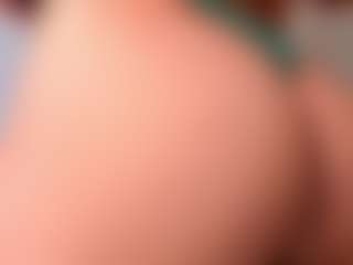 Live cam show with Evaa - Red Hair Cum on Latina Girls