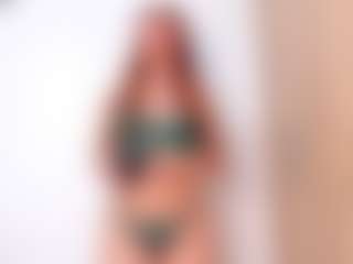 Live cam show with Evaa - Small Tits on livesuperchat.net