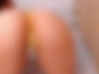 Live cam show with Evaa - Red Hair on intimatelivegirls.com