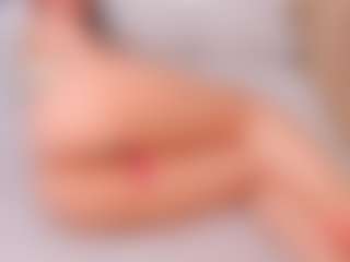Evaa's Live Sex Cam Show