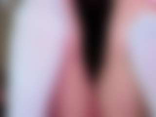 Live cam show with Ivanna Diamon - Bikini on liverealitysex.com