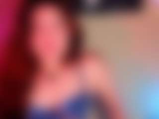 Live cam show with Ivanna Diamon - Glasses on Gym Cam Girls