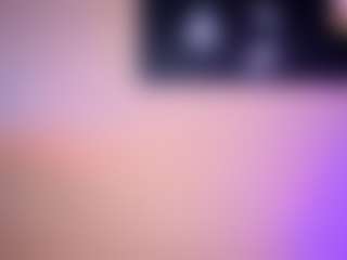 Live cam show with Ivanna Diamon - Petite on Camsoda