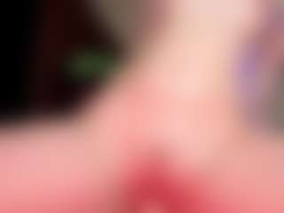 Live cam show with Ivanna Diamon - White Teen (18+) on Camsoda | colombia