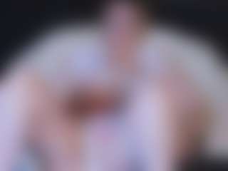 Live cam show with LissaRoss - Thong on Dolls Live