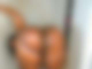 Roundassbaby's Live Sex Cam Show