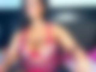 Roundassbaby's Live Sex Cam Show