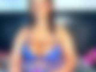 Roundassbaby's Live Sex Cam Show