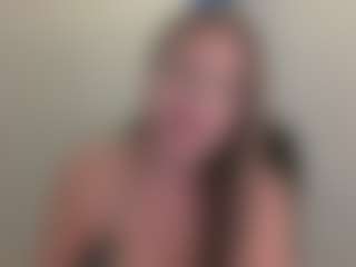 Live cam show with American-Honey - Rub on SpankPalCams
