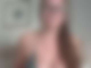 Live cam show with American-Honey - White on CamSodaAdn | united states