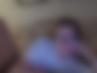 Live cam show with American-Honey - Strip Brown Hair on MyBangCams