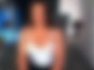 LiluDallass's Live Sex Cam Show