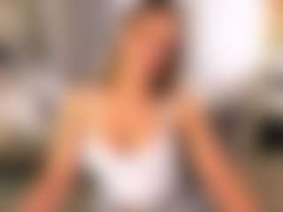 Live cam show with LiluDallass - Facial on Camsoda