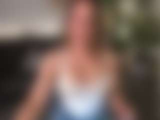 LiluDallass's Live Sex Cam Show