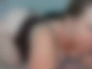 Live cam show with Juli Monroe - Deepthroat on madthumbs
