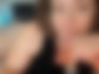 Live cam show with Juli Monroe - Smoking on Camsoda