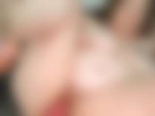 Live cam show with Juli Monroe - Big Ass on Camsoda