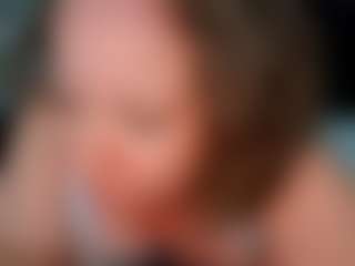 Live cam show with Juli Monroe - Lovense Middle Aged on googirlz