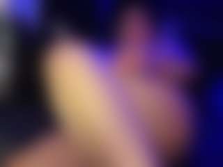 Kimmiakiss's Live Sex Cam Show