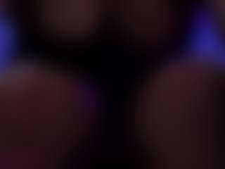 Kimmiakiss's Live Sex Cam Show