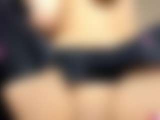 Live cam show with Katalina Parker - Cock Rating on AdultVida.com