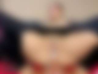 Live cam show with Katalina Parker - Blowjob on Fit Hotties
