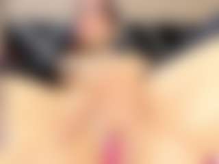Live cam show with Katalina Parker - Latina on eurowanks.com | colombia