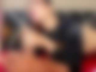 Live cam show with Katalina Parker - Spank on Milf Play