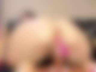Live cam show with Katalina Parker - Teen (18+) on Fit Hotties