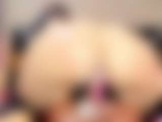 Live cam show with Katalina Parker - Small Tits on Free Soda