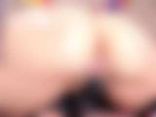 Live cam show with Katalina Parker - Normal on Milfs Live