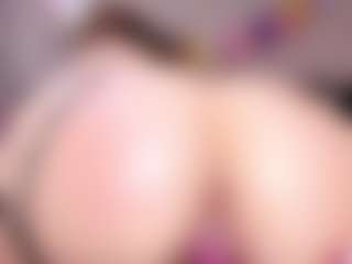 Live cam show with Katalina Parker - Squirt Teen (18+) on fapnchat