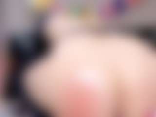 Live cam show with Katalina Parker - Teen (18+) on Camsoda
