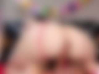 Live cam show with Katalina Parker - Dildo Or Vibrator on Soda Cam