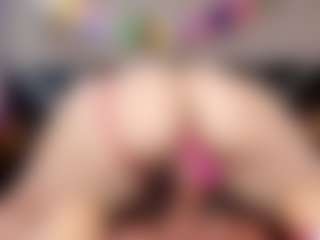 Live cam show with Katalina Parker - Dildo on Hubzter Live