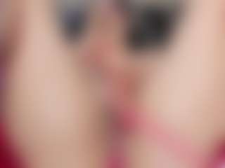 Live cam show with Katalina Parker - Fingering on slutload