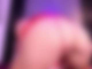 Live cam show with Katalina Parker - Small Tits on SinfulBabes