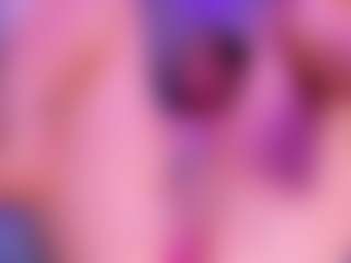 Live cam show with Katalina Parker - Curvy Small Tits on Camsoda