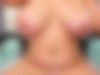 Live cam show with perla-lovers - Blonde Hair on TeamSkeetLive