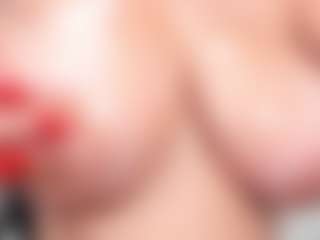 Live cam show with perla-lovers - Curvy on studioflirtlive.com | colombia