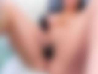 Live cam show with perla-lovers - Ass Bouncing on Soda Cam
