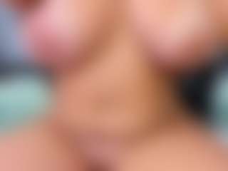 Live cam show with perla-lovers - Brown Eyes Blonde Hair on Dare Cams