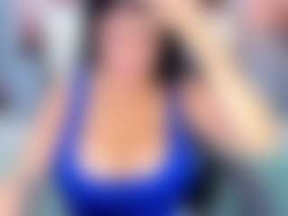Live cam show with perla-lovers - Blonde Hair Petite on Camiplay Live