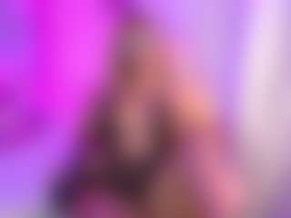 Live cam show with Alice - Shaved Pussy on Gym Cam Girls